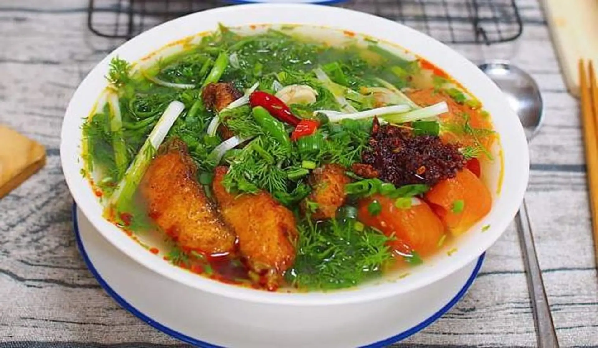 Bún cá (T6)